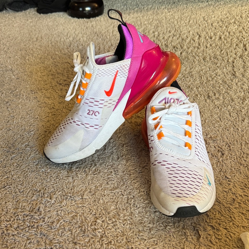 Nike air270 Sneakers White and Pink with Orange Accents